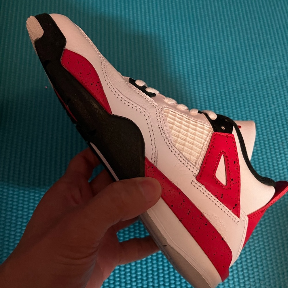 Jordan 4 Retro (PS) - Picture 5 of 6
